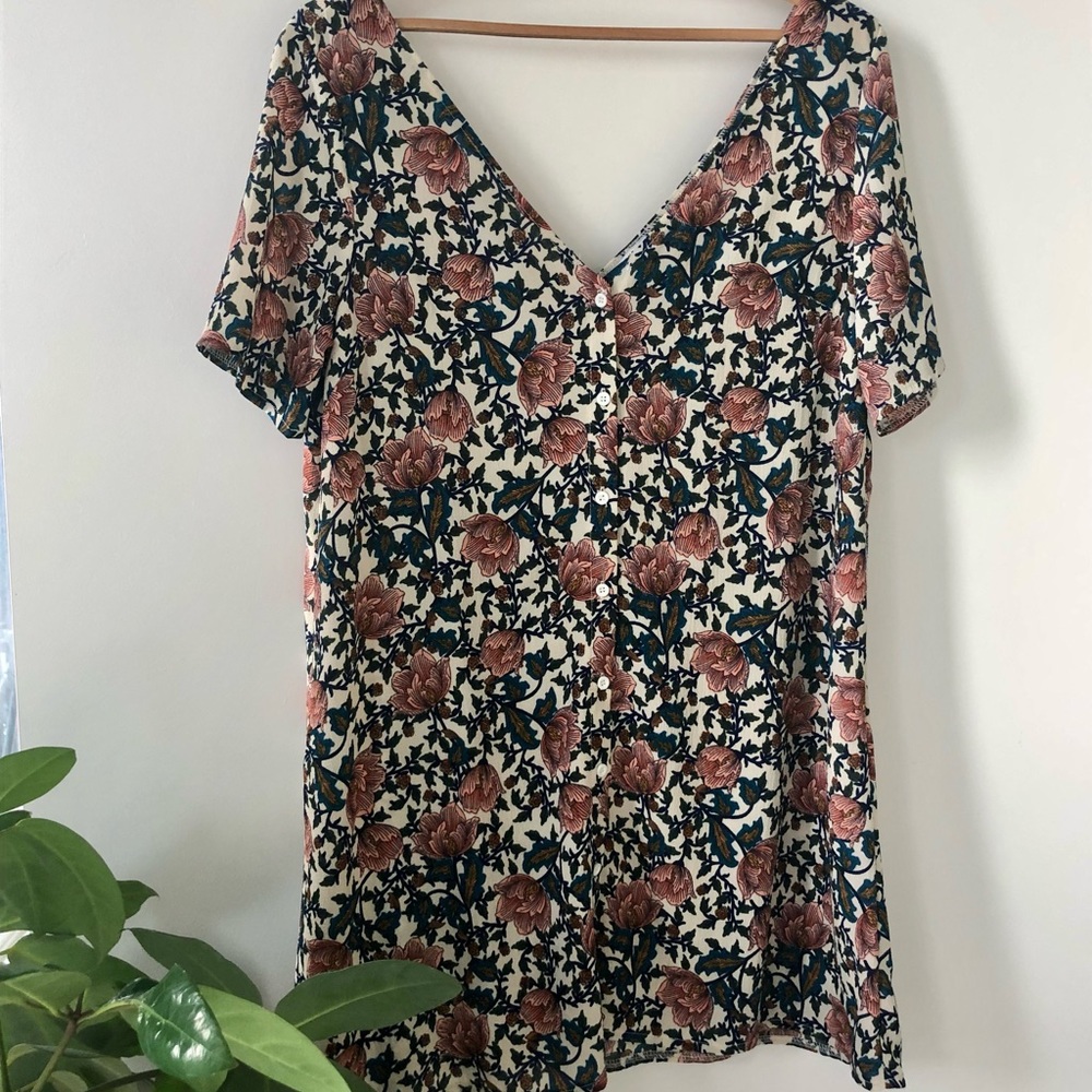 90s Floral Mini T-shirt Dress